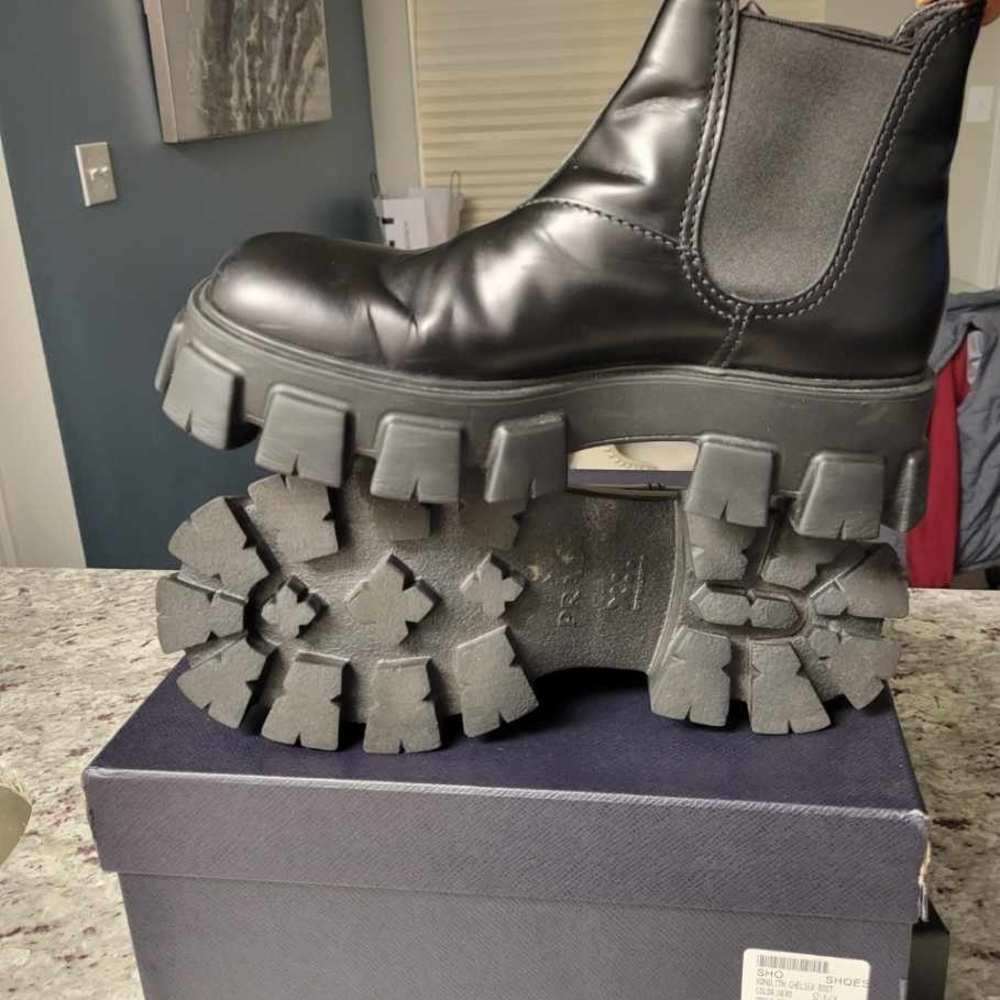 Prada Black Leather Men's Boots - Picture 2 of 5